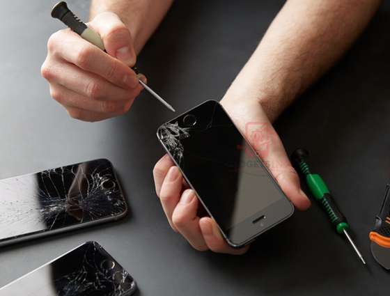 Mobile Phone Repair near Wodson Park Sports and Leisure Centre: Quality Repairs at Gadgets Inn