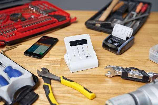 Mobile Phone Repair near Bluecoat Yard: Fast, Reliable Service at Gadgets Inn